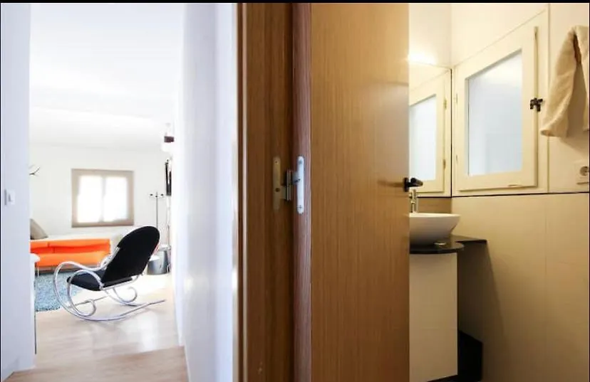Penthouse With Private Terrace Daire Barselona